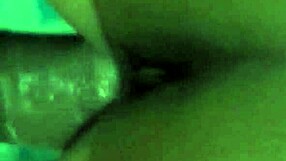 A ella le gusta m�s conmigo.