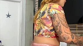 House Cleaning With Pussy Flashing!