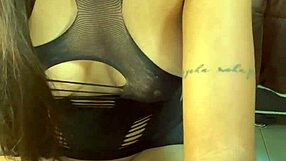 Too Hot Girl Licks Pussy In Cunilingus Masturbation!