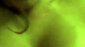 Гореща венецуелка готова за чукане?