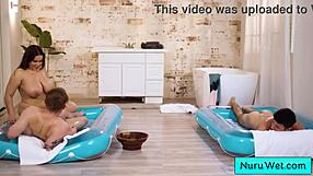 Koca Memeli Natasha Nice’ın Joshua Lewis ve Apollo Banks ile İki Müşteriyi Becerirken Doyamıyorum