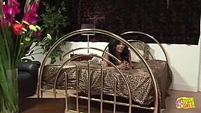 Do these lesbians cum multiple times before napping?