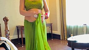 horny desi bahu gets sexy chudai with her sasur ending in cumshot