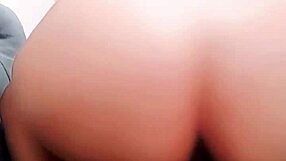 영화 본 후 아시안 아내가 딜도 타기!