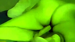 已婚Angie要求鸡巴，在户外成为另一个男人的妓女