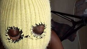 Bee4403 delivers sloppy deepthroat blowjob. Beautiful ass on display.