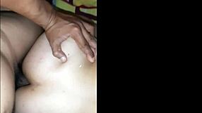 Un pepinazo en su delicioso culito!