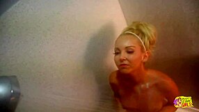 These lesbian ballet dancers have a beautiful foot fetish and they licked each others feet