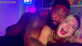 Wow, γαμάω την καυτή ξανθιά τσέρλι Ντέρ Kait ωμή!