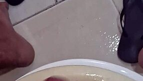 meu banheiro tá todo melado