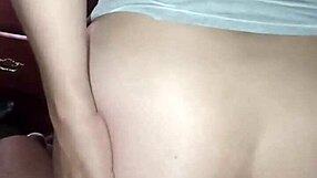 Te gustaría que se sentaran en ti en un grupo de swingers.