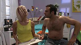 Fucking hot blonde milf Jasmine Jolie in stockings and heels