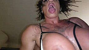 Danaxmuscles Performs Incredible Deepthroat On Big Cock