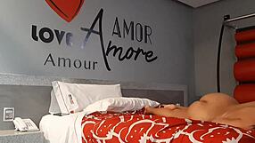 Levando Minha Estudante Ebony Jovem para Hotel no México Após Aulas para Encher de Gozo