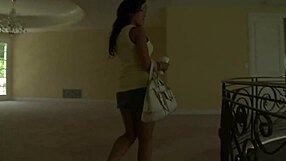 Emilianna Is A Horny Barefoot Girl