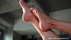 Your Feet Are My Fetish, Quick Lick