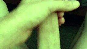 Watch this solo handjob end with a big cumshot!
