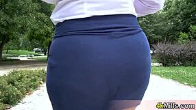 Krivuljasta španska bbw montse swinger vzame ga močno v rit