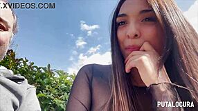 Ehi, guarda Michi, la ragazzina maggiorenne peruviana con un gran culo!