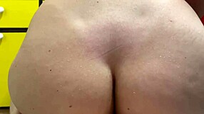 Redhead Swallows Cum Instead of Lunch