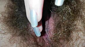 quick hairy pussy masturbation leads to big clit orgasm