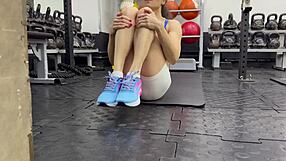 Adakah Grinding Di Gym Latihan Terbaik Untuk Badan Fit Dia?