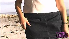 Blonde babe flashes in risky outdoor spots