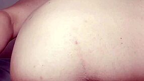 Esposa puta infiel MASTURBA el culo PARA el jefe