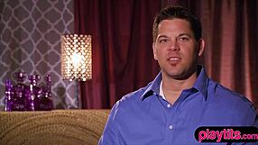 アマチュアカップルがスウィンガークラブでダンス、オーギー、グループセックスを探索