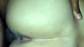 No Pude Resistir Agacharme en Lencería para un Machaque Interracial Duro