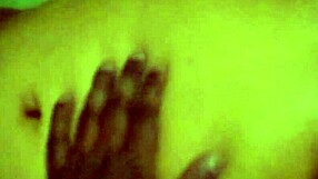 Delhi girlfriend sextape with friend, so hot!