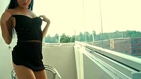 candace m says, 'i'm stroking my wet pussy so well'