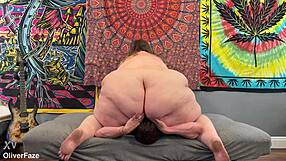 beautiful miss peach dropping big ass on face!