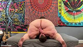 beautiful miss peach dropping big ass on face!