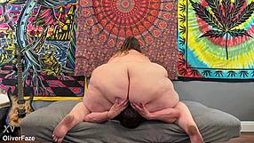 beautiful miss peach dropping big ass on face!