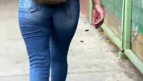 Латина с большой попкой трясет в облегающих джинсах в горячем шоу.