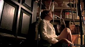 Nice Dancer Gets Her Pussy Licked in Vintage Cinema?