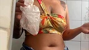 I'm on live and opened my zipper to show how much I want to share