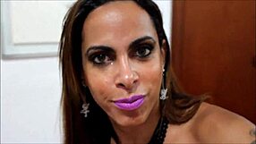 are you watching shemales masturbating together on webcam?