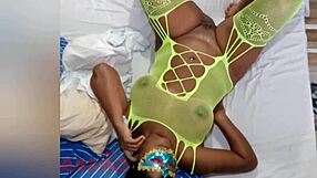 Puta enjoys oral with ripped clothes