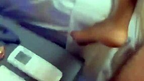 La flaca chula says, 'dejan el ojete bien abierto' in anal sex