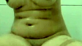 Sexy Teen 18+ Loves To Fuck After Taking A Bath