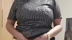 Hed sydafrikansk babe stripper nøgen for teen 18+ fans at kneppe!