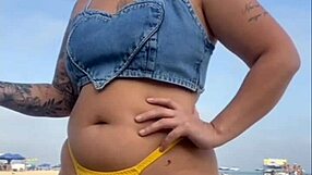 Fiz o Cara Ficar de Pau Duro na Praia with African Flashing