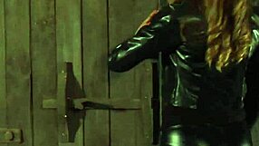 Oh, the hot oily massage! Dominant madame punished by submissive lesbian slave with orgasms!