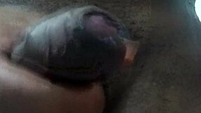 Gozada no chuveiro com amateurs