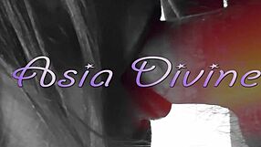 Exploring Sensual Depths in Vintage Erotic Art