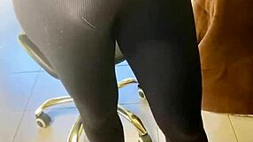 he fucks the cuckold's wife with a bigger dick, come watch the orgasm