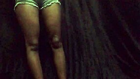 Naked Photo Shoot With Curvy Babe?