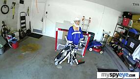 Wow, hockey blonde Kenzie Kai fucked by boyfriend!